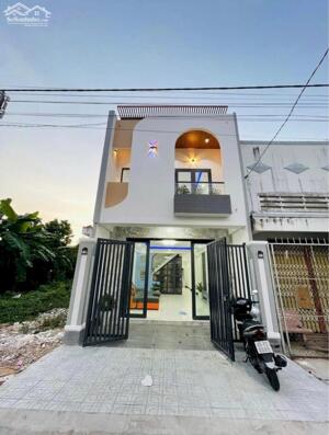 Cơ hội sở hữu ngay căn nhà cực đẹp NGAY KẾ BÊN TRƯỜNG LÁI BỬU LONG