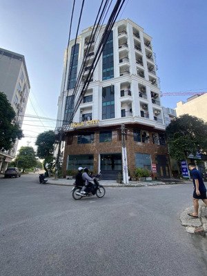 nhà võ thị sáu lô góc mặt tiền 20m 110m2 35 tỷ vỉa hè kd ô tô tránh view hồ