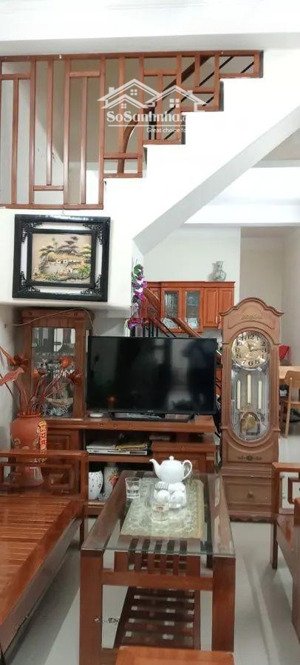 bán nhà vị trí vàng đường 19/5 văn quán hà đông 48m, 3 tầng giá 9 tỷ, ngõ thoáng, nông, khung cột c