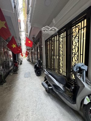 bán đất tặng nhà cấp 4 lý sơn - nhà 2 mặt ngõ - ô tô đỗ cửa - thông các ngả