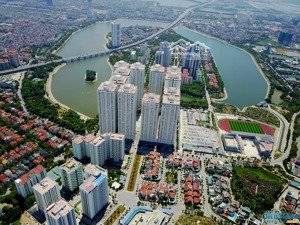 bán gấp biệt thự linh đàm rẻ nhất thị trường. 250m mt 12.5m. giá 70.5 tỷ. lh: 