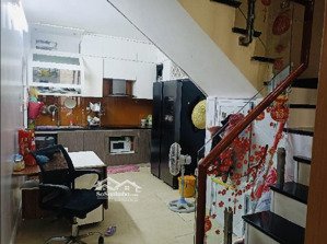 chính chủ cần bán - nhà vạn phúc hà đông căn góc cực hiếm - 40.5m- 2 tầng -6.93 tỷ ( sổ vuông đẹp)