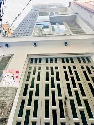 NGAY TRUNG TÂM Y TẾ QUẬN 3 - Trần Quốc Thảo - GÓC - 45m2, ngang bự, 4T BTCT, 7 tỷ nhỉnh