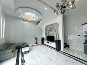 cho thuê nhà cực đẹp ngõ to tại trần nguyên hãn - đầy đủ tiện nghi - gần trường học, chợ,..