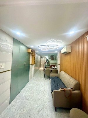 bán nhà riêng 39m chính chủ tại quận 11