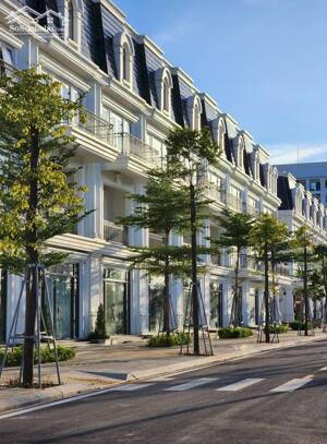  CƠ HỘI VÀNG – NHÀ 4 TẦNG GIÁ RẺ TẠI TRUNG TÂM TP. HUẾ, SỔ RIÊNG, SỞ HỮU NGAY!