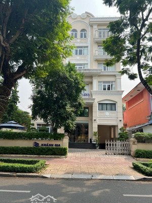 bán nhà mặt tiền 32a trương đinh, p. võ thị sáu, quận 3 - dt: 18m x 55m cn: 1000m2- giá: 750 tỷ