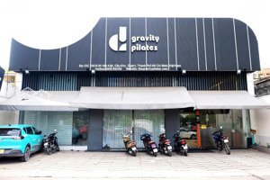 cho thuê nhà mặt tiền quận 1 phù hợp kd showroom