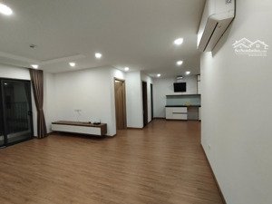 chủ bán căn góc 3pn chung cư jardin sài đồng đã lên nội thất cơ bản giá chỉ 7.5tỷ. lh 