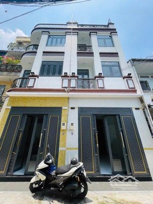 nhà bình thạnh _ gần chợ bà chiểu 50m2 _ 4 tầng _ hẻm xe hơi _ 9 tỷ 2 tl