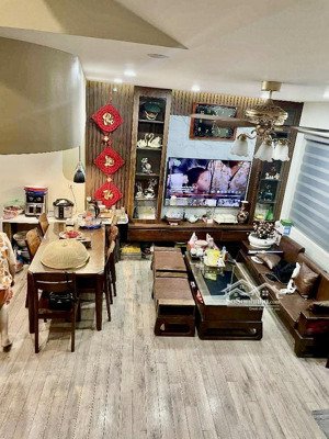 hồ tùng mậu -dân xây 4 tầng-34m- mặt tiền 6.9m -giá 9tỷ5