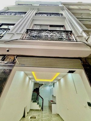 hồ tùng mậu nhà 5 tầng mới xây -32m -ngõ nông , mấy bước chân ra đường ô tô tránh -giá 7.45 tỷ