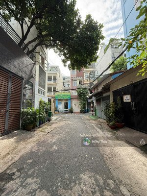 (hot) cần bán nhà giá rẻ hxh văn chung 4,3mx24m 4 tầng giá 13,2 tỷ ngay nhà ga t3 hoàng hoa thám