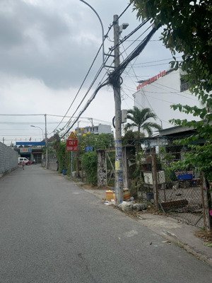 nhà c4 thạnh lộc - q12, 150m2, ngang 7.5m, gần cầu phú long, giá 8 tỷ