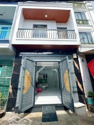 chính chủ bán nhà quận 8 có 2 tấm 2 phòng - gần cầu hiệp ân, sổ hồng riêng, giá chỉ 1.7 tỷ,hẻm lớn