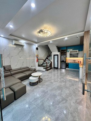 cho thuê nhà khu vực văn cao thông ngô gia tự - đầy đủ nội thất - 9tr/tháng - phù hợp gia đình