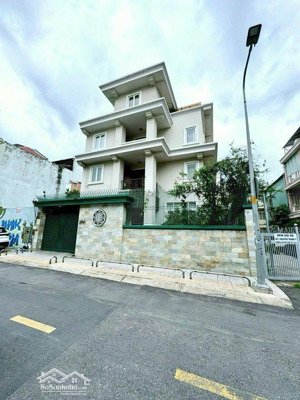 biệt thự phong cách châu âu đường cao thắng phường 12 quận 10