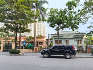 bán căn hộ chung cư green stars thành phố giao lưu phạm văn đồng tầng trung 2 ngủ giá 6.1tỷ