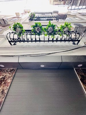 b.án gấp nhà ở cầu giây dt 28/30m2, nhà 5 tầng, giá 7.5 tỷ, cách ô tô 30m, ngõ 2.5m, full nội thất