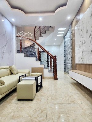 bán nhà kim giang, thanh liệt, ô tô cách 10 mét, nhà mới 32m2 x 4 tầng, giá chỉ 6.55 tỷ (cực hiếm)