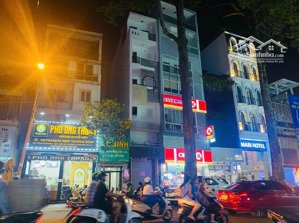 13pn/8wc giá rẻ 60 triệu- cho thuê nhà mặt tiền 160 bùi thị xuân, quận 1 - 6 tầng, có thang máy