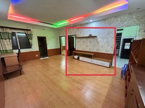 bán gấp cc tây thạnh dt 72m2, 2tỷ750 tl 2pn 2wc giáp aeon tân phú sổ hồng riêng