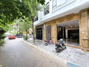 siêu phẩm-tây hồ-nhà đẹp như khách sạn-mặt tiền rộng-ôtô tránh- 70m2 - 4 tầng - mt: 6 3m - 26,5 tỷ