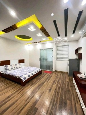 cho thuê nhà lô góc 3 mặt thoáng tại trần nguyên hãn mới tinh - chỉ việc xách vali về ở