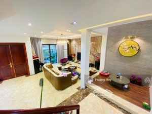 bán gấp! biệt thự hoa sữa - vinhomes riverside, view sông, 215m2 x 4t x mt 8,8m, nội thất nhập khẩu