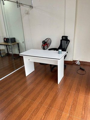 văn phòng 50m2 - có sẵn 2 phòng, giá cực tốt tại hoàng quốc việt, cầu giấy - giá 11tr/tháng