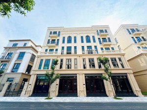 siêu phâm cặp căn xẻ khe cạnh nhau thiên nga - 150m2 sát hồ 32ha - vinhomes cổ loa