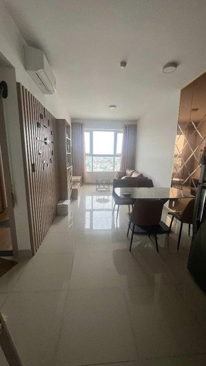 cho thuê căn hộ saigon gateway quận 9 2pn, full nội thất, gần metro