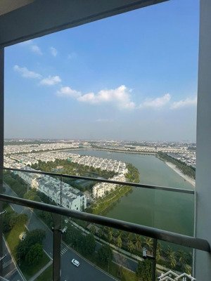 cần tiền bán gấp 2n2vs 63m2 masteri view hồ, view triệu đô, nguyên bản cđt 