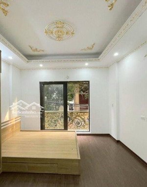 cực hiếm. bán nhà xã đàn. đống đa. 39m2. 6 tầng full nội thất. ôtô đỗ cửa. 30m ra mặt phố xã đàn