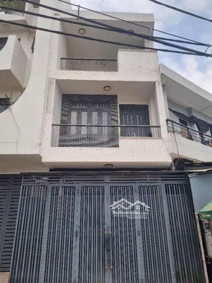 nhà 3 tầng,hẻm 8m đường lê đức thọ phường 15, q gò vấp , dt 66m2 (4,6/5,2x14) 6,5tỷ.