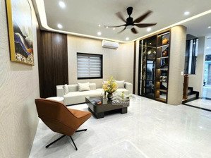 một tài sản xứng tầm doanh nhân thành đạt!hoa hậu giải phóng lô góc- nt 5* thang máy -75m 22.5ty