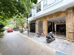 bán liền kề - xuân la - tây hồ - ô tô tránh - vỉa hè , dt 62/70m2 , giá chào 24 tỷ..