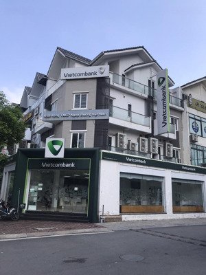 cho thuê chân đế thương mại - mp ngụy như kon tum-thanh xuân - dt 90m, 1t, mt 20m, giá: 90 triệu/th