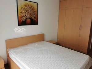 căn hộ thuộc tòa chung cư ct8 diện tích 78m2 2 ngủ full option