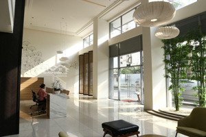 gấp. chủ thiện chí gửi bán gấp căn hộ 3pn - 130m2 lầu cao nội thất cao cấp green valley giá 12 tỷ