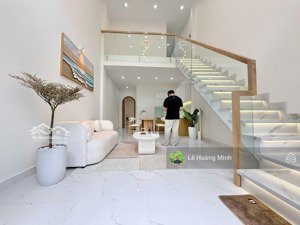 nhà đẹp shr 4m x 16m. 3pn hẻm xe hơi thông đường hiệp thành 45