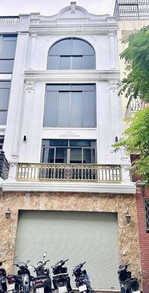 50m2 - mặt tiền 5m - 7 tầng thang máy full nội thất - vị trí siêu đỉnh kinh doanh: sổ đẹp - 21,xtỷ