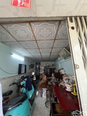 bán nhà 2 tầng 2pn, 1wc giá siêu hời 4,45 tỷ, 60m2 tại văn thân, q6, hcm