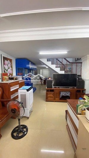 nhà 3tầng hẻm 8m đường hà huy giáp, phường thạnh, q12, dt 72m2(4x18) 6,5 tỷ