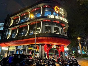 gia đình cần bán mt đường sư vạn hạnh, quận 10 - dt 6 x 20m - 5 tầng - hđt 70 tr/tháng - giá 39 tỷ