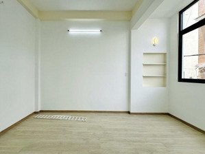 ngang 4m 52m nhà mới 3 tầng hxh nguyễn xí p.13 bình thạnh 8.98 tỷ