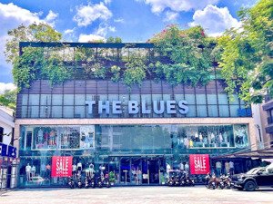 cho thuê mặt bằng lớn 359 lê văn sỹ, p. 13, q. 3 1.140m2 đất, 3 tầng + mái che