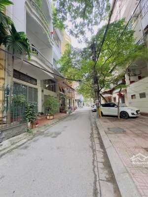 nhà đẹp long lanh khu cầu giấy - 6 tầng mới - mặt tiền bề thế 6,5m - full nội thất - giá sập sàn