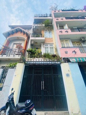 gia chủ bán nhà giá:3tỷ7 dt:72m² ở tô hiến thành/p.14/q.10.hiện nhà vẫn còn hợp đồng thuê 21 triệu