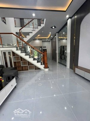 mình cần bán nhà mới ở ngay quận bình tân, bình trị đông - đất mới, 232m2 dtsd, 6.550 tỷ